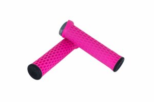 Grippy-Set-pink-perspective